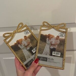 Gold Picture Frame Set